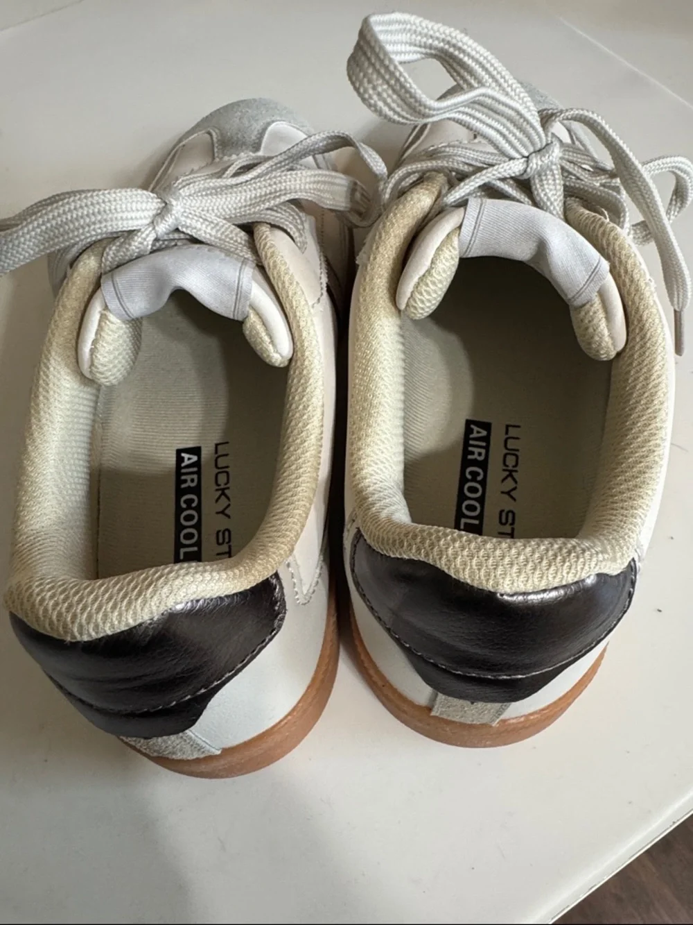 LUCKY STEP Women's Cream & Brown Retro Sneakers
